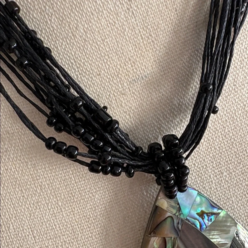 Sajen Abalone Shell Teardrop Statement Pendant Beaded Cord Necklace 18" - Picture 4 of 12